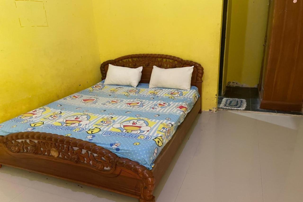 Oyo Life 93036 Eddy Homestay Syariah Lamongan ภายนอก รูปภาพ