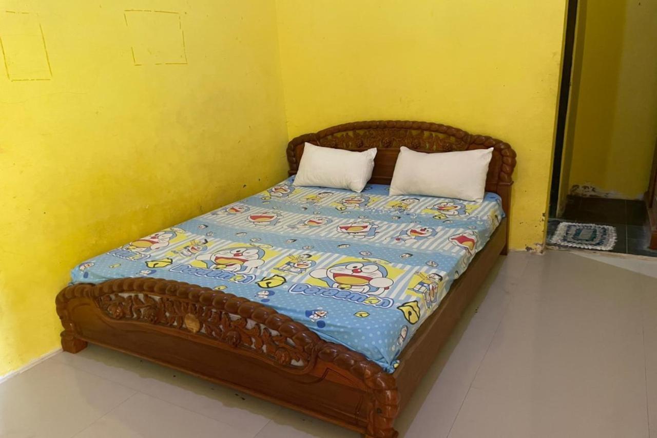 Oyo Life 93036 Eddy Homestay Syariah Lamongan ภายนอก รูปภาพ